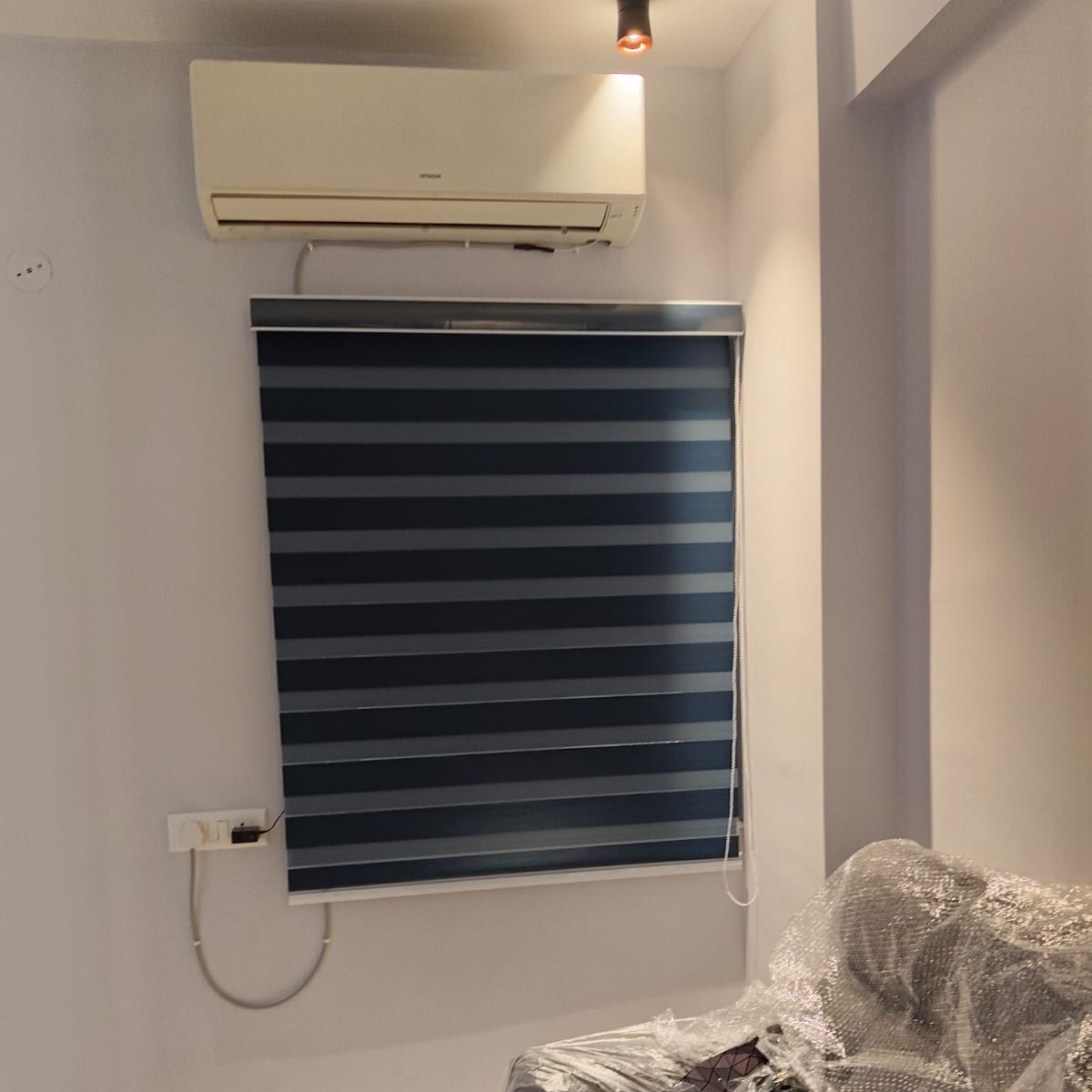 Blinds Dealer